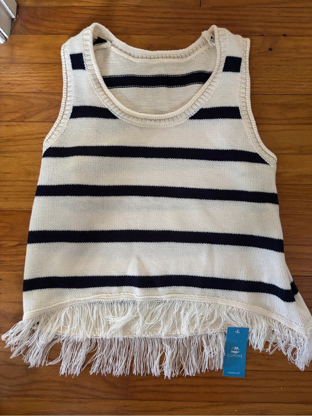 CUPSHE White and Navy Knit Tank with Fringe